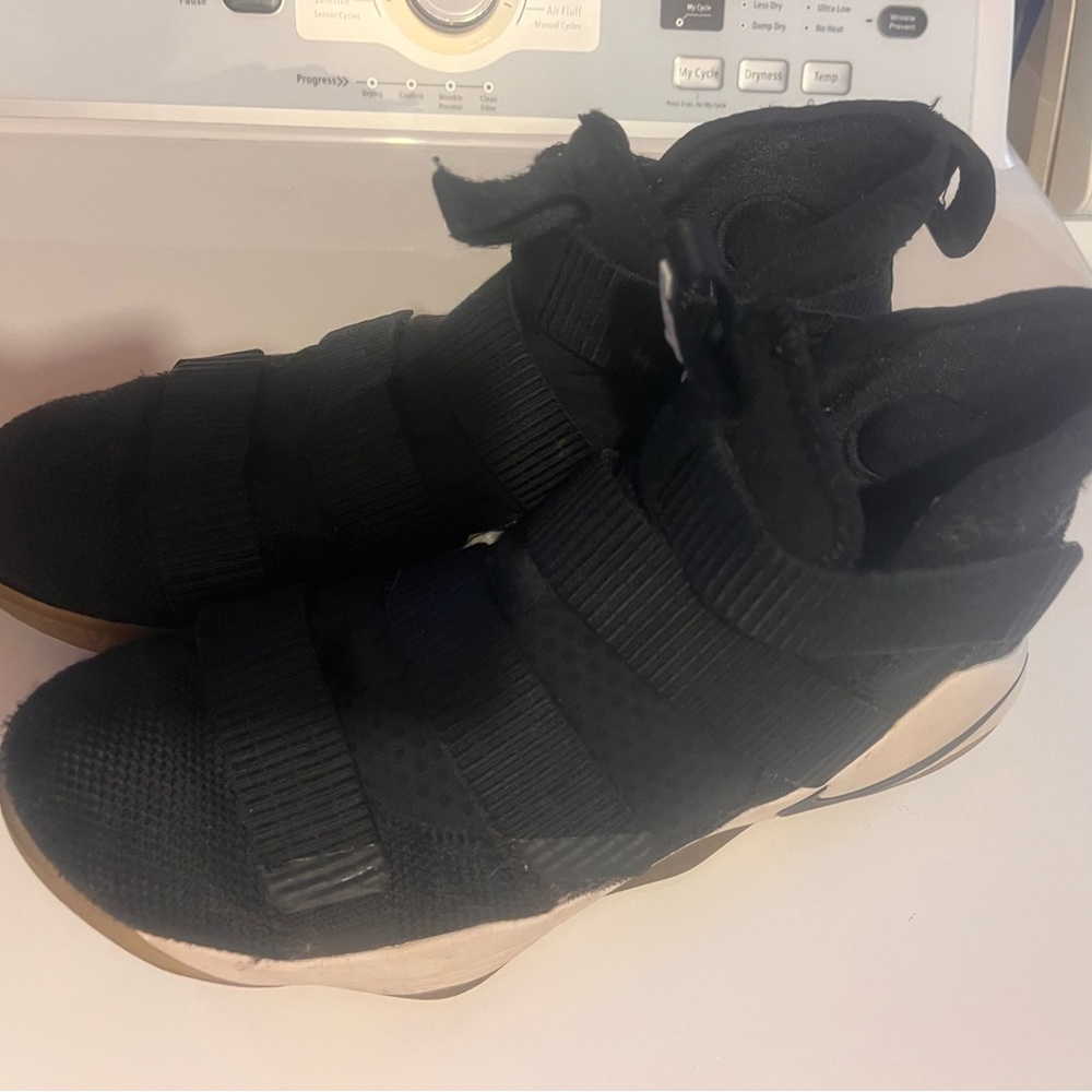 LeBron James Nike Solider